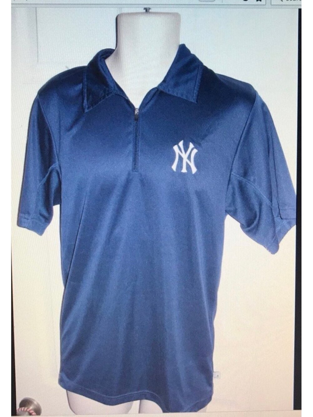 New York Yankees men’s embroidered small polo baseball pristine SHIRT
